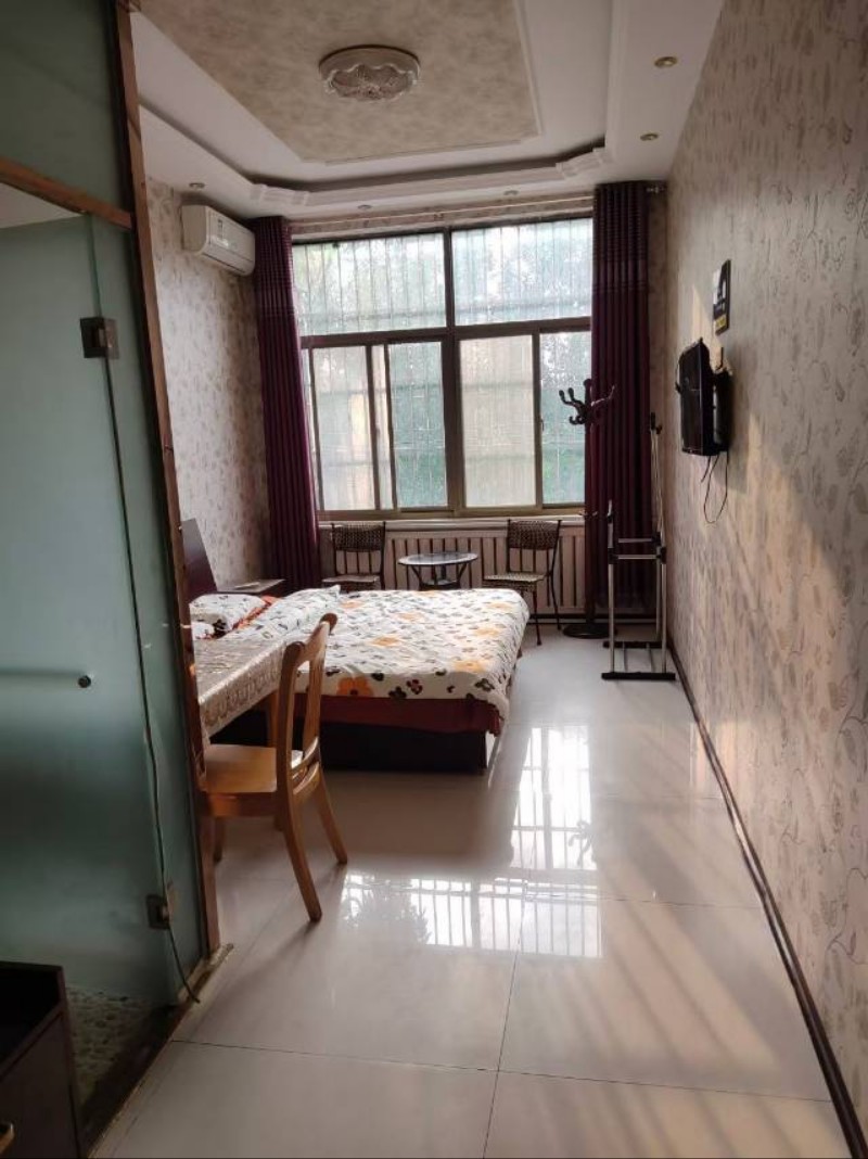 个人出租单间，拎包入住，干净卫生也可用于办公，补习班（第 1 张）