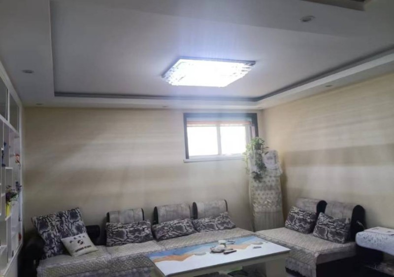 出租出售温馨家园，1号楼三层，家具家电齐全，拎包入住，价格优惠！有意者联系（第 1 张）