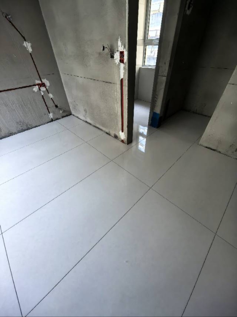 鸡泽专业贴砖，经验丰富，承接小区家装民房自建房小别墅，价格合理，电话微信同步（第 3 张）