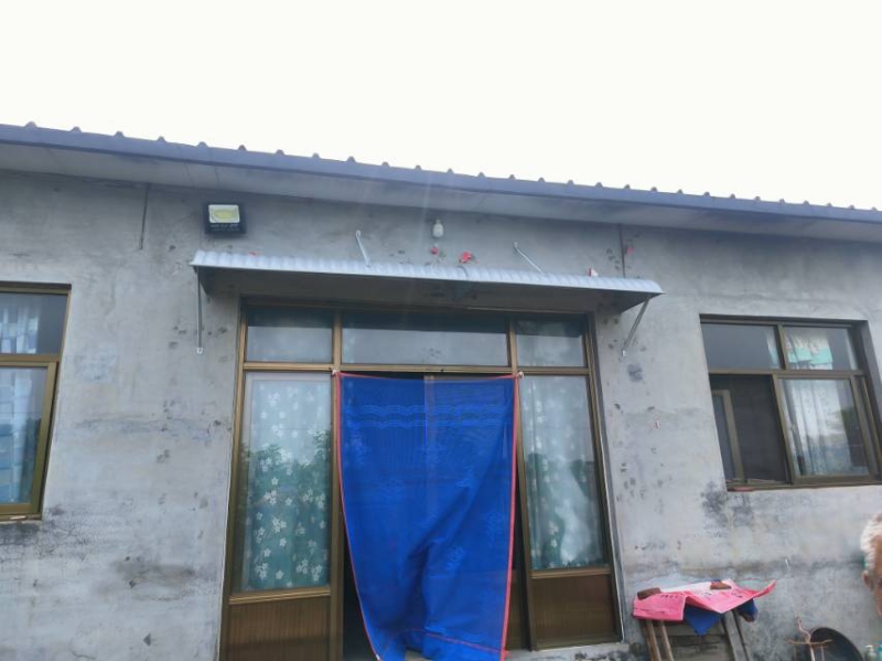 雨季来临，专业安装雨罩，不锈雨罩，修复阳台漏水，服务热线（第 1 张）