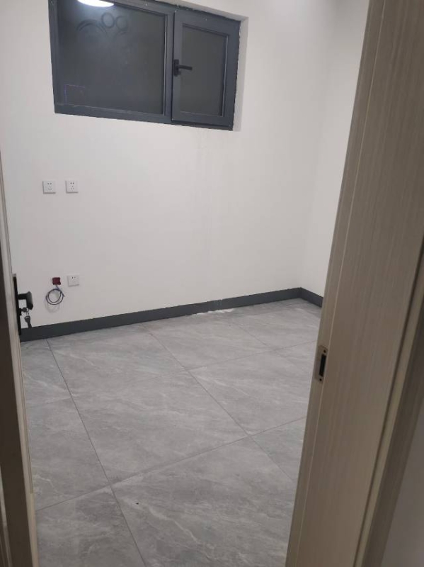 自家单元楼出租，2楼东户，3居室，拎包入住，年租优惠，没有物业费，停车方便，地址（第 3 张）