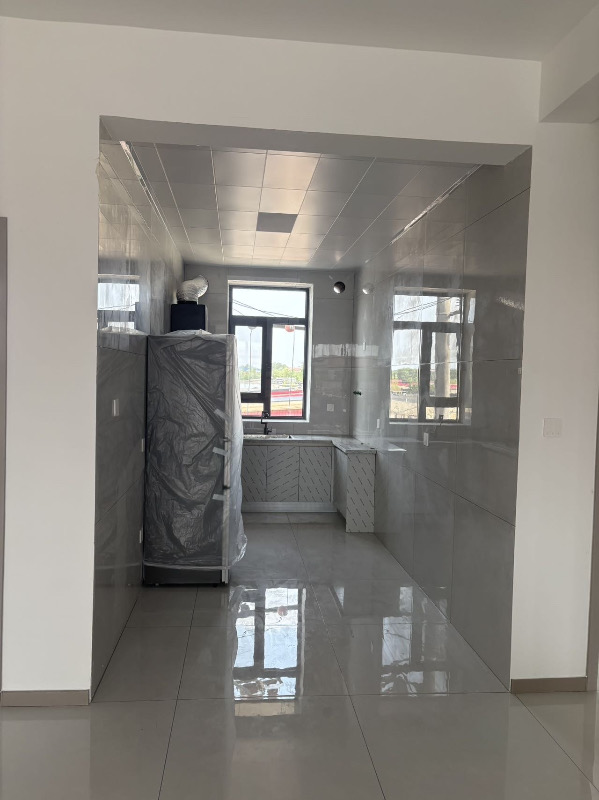 🏠楼房出租
自家全新自建房，首租，干净清爽。
📍位置：菜市场附近
✨ 三室两（第 6 张）
