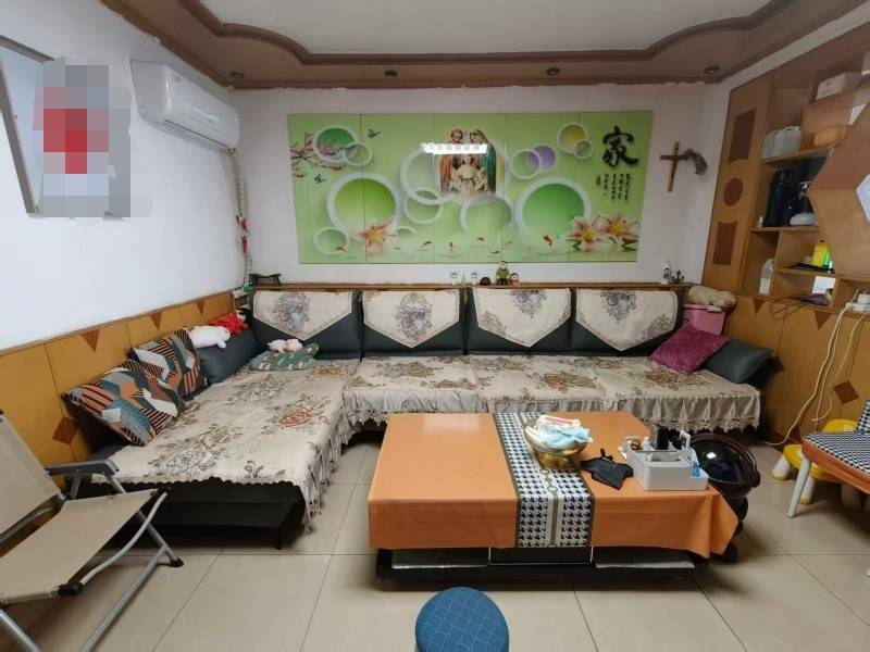 急售。名关日杂小区楼房步梯(二层)(共四层)，三室二厅一卫一厨。(卫生间干湿分离（第 5 张）