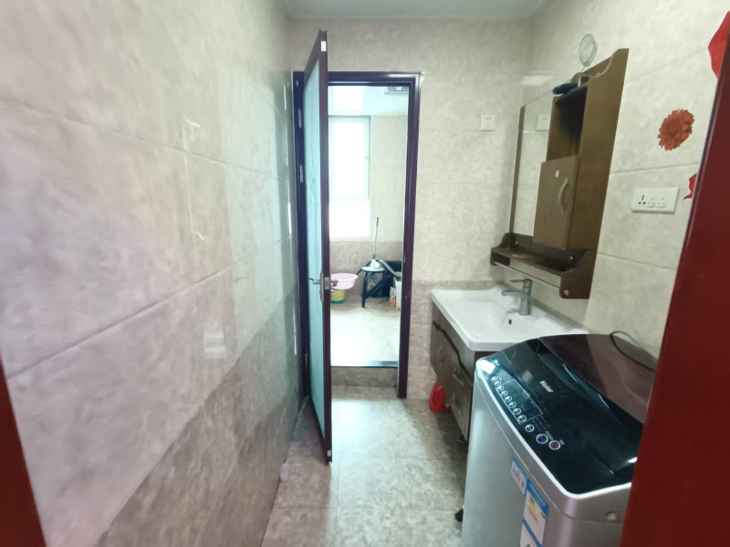 黄金楼层 精装修 学区房 南北通透  家具齐全 拎包入住 随时可入住看房（第 5 张）