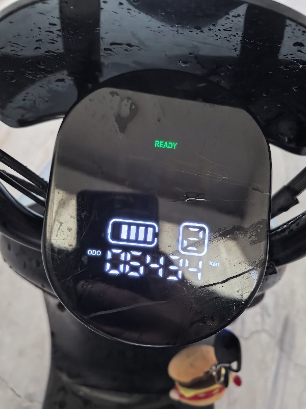 新日电摩，60V20A电池 不能上牌 一出停车歪倒裂痕 前碟后鼓刹车，三速，一键（第 3 张）