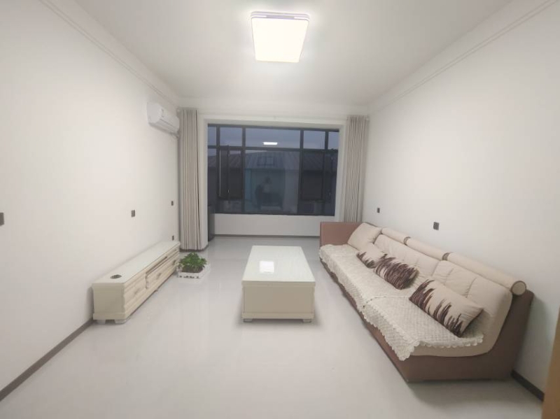 首次出租滨河北精装三居家具家电齐全，拎包入住（第 1 张）