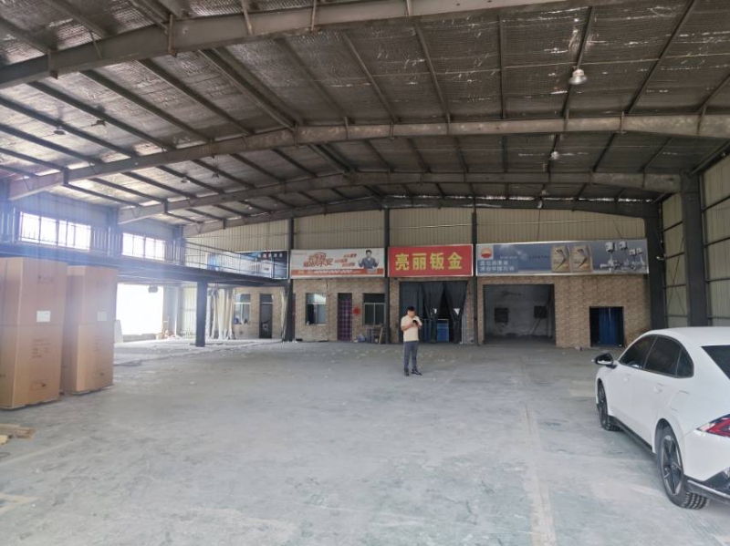 107国道与迎宾大道交口南行200米路西，交通便利，适合展厅，仓储，物流等（第 2 张）