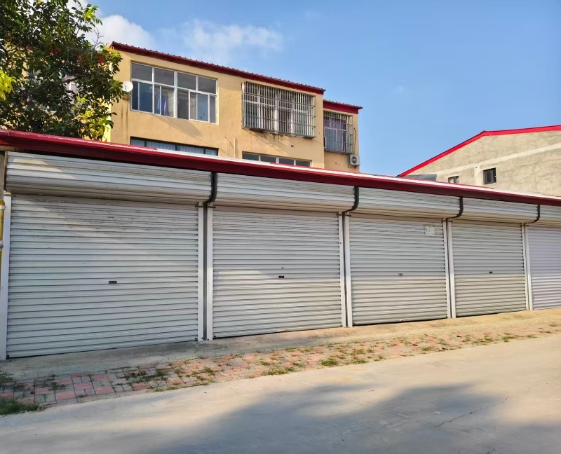 出租：金三角附近自建单元楼  临街  街宽10米  一楼两室两厅一厨一卫精装 带（第 3 张）