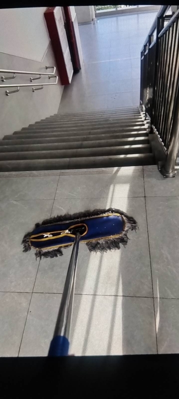 保洁美缝
专业承接：瓷砖美缝、新房开荒保洁、深度擦玻璃、厂房保洁、饭店日常保洁/（第 1 张）