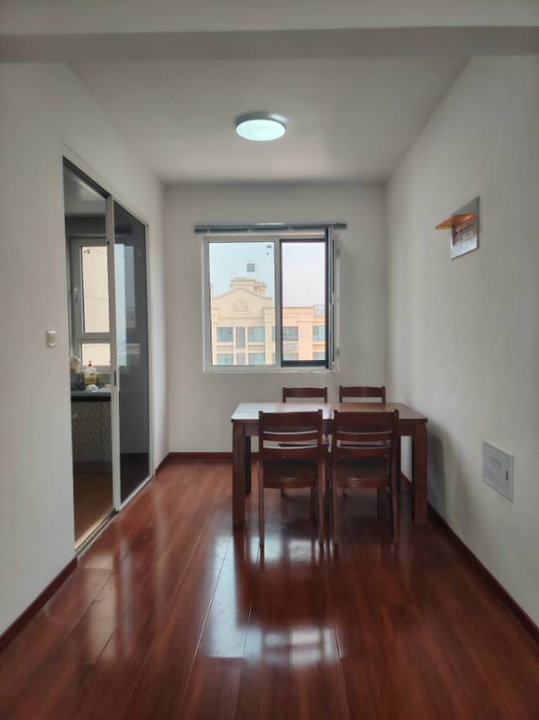首次出租红星美凯龙，三室两厅两卫，
拎包入住.年租1.8万.☎️（第 2 张）