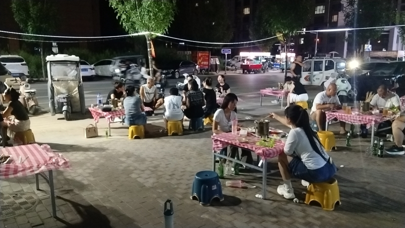 🔥地摊火锅 + 烧烤涮整体转让｜带全套技术！
正值火锅旺季，接手即可营业，目前（第 1 张）
