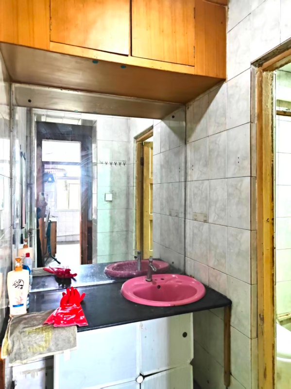 丛台区浴新北大街26号院，四室一厨一卫，110平米，洗漱和卫生间分离。整租分租均（第 6 张）