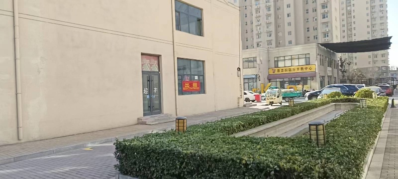 大唐名郡商业街临街门市，紧挨小区门口，门前有外摆区，固定客源多，人流量大（第 2 张）