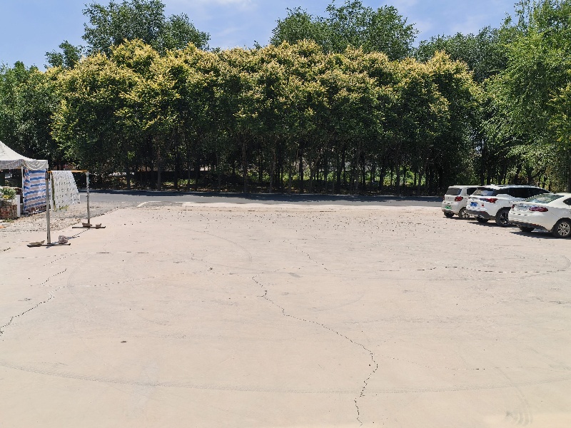可以当库房，可以当门市，门口停车方便，有需要的联系，电话微信同步（第 1 张）