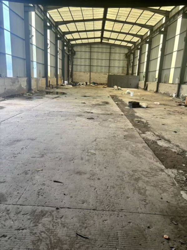 地理位置，钛白路中段，厂房面积600平，有5吨航吊，带三楼办公楼和生活区，水电齐（第 1 张）