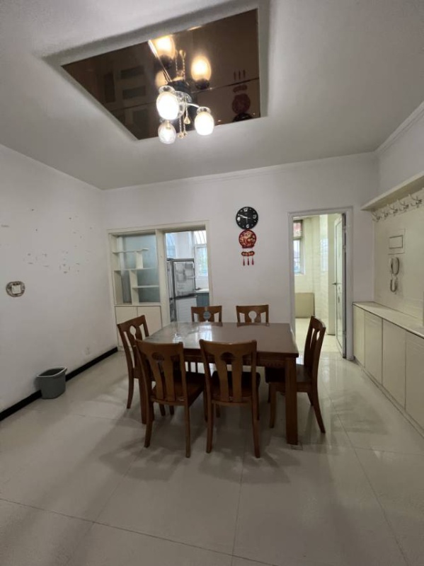 出租滨河北小区，三室，家电齐全，直接入住年租1.5万☎️（第 1 张）