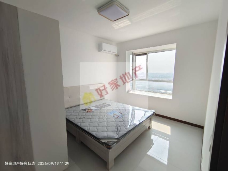 首次出租鑫鑫花苑电梯两居，家具家电齐全，拎包入住（第 1 张）