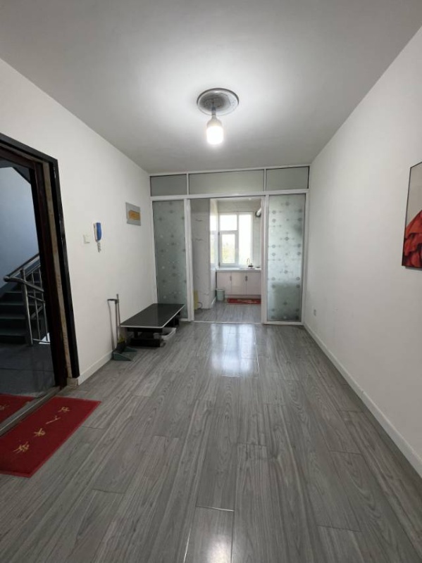 出租水木清华2居室，家电齐全，拎包入住
年租1.5万，☎️（第 3 张）