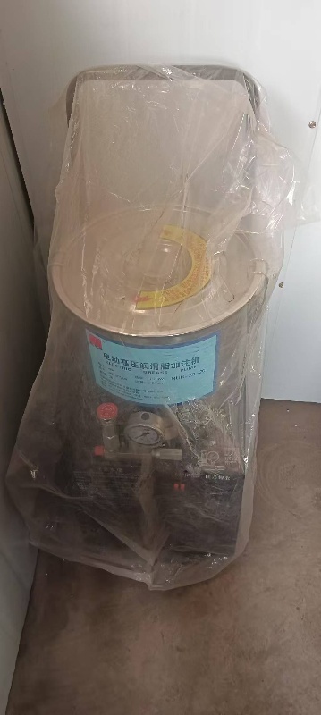 出售一台大型洗油灌设备380V，500公斤压力.买了就用了一次原价12000元现（第 3 张）