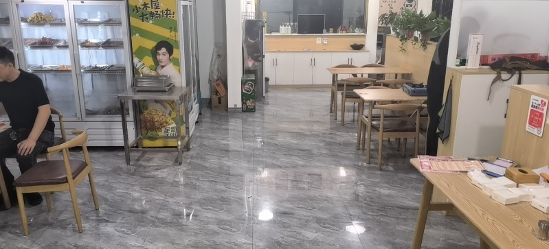 有稳定客源  因合伙人病重  忍痛割爱  厨房设施齐全  中央空调  碳火烧烤排（第 1 张）