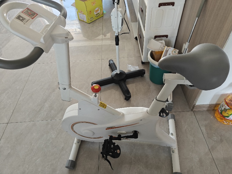 🚲自用闲置健身车转让
成色：9新/几乎全新，平时很少骑，落灰闲置，功能全部正常（第 1 张）