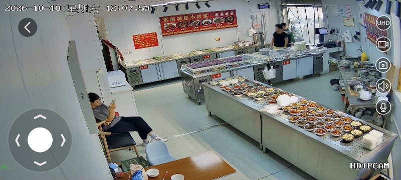 正常营业的熟食店，楼上楼下共130平，带所有的东西转让15万，房租到6月1号。（第 1 张）