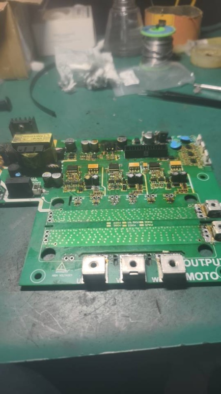 出售 维修 变频器 伺服驱动 plc 触摸屏 车带逆变器 电路检修 数控系统 等（第 2 张）