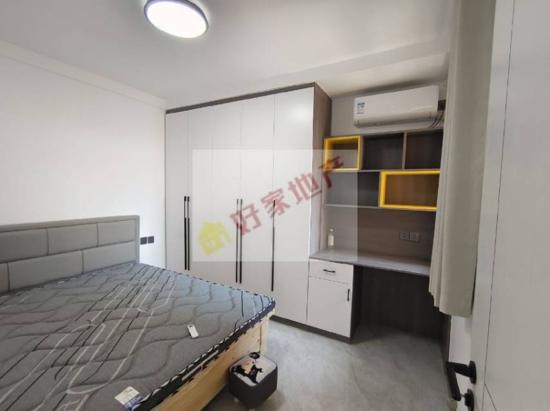首次出租精装修电梯房，精装修全套家具家电，拎包住长租优惠随时看（第 2 张）