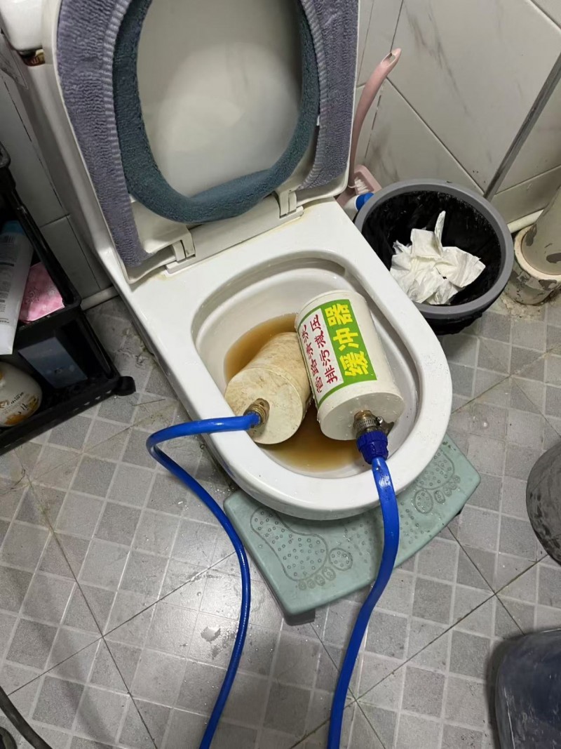专业安装维修水电，插座灯，卫浴，热水器，烟机灶，打孔，更换地漏，清洗地暖热水器，（第 5 张）
