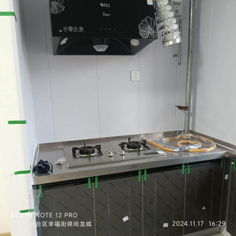 出租住房
邯郸市丛台区锦尚龙城 
三室两厅两卫，3个空调冰箱热水器都有，天然（第 1 张）