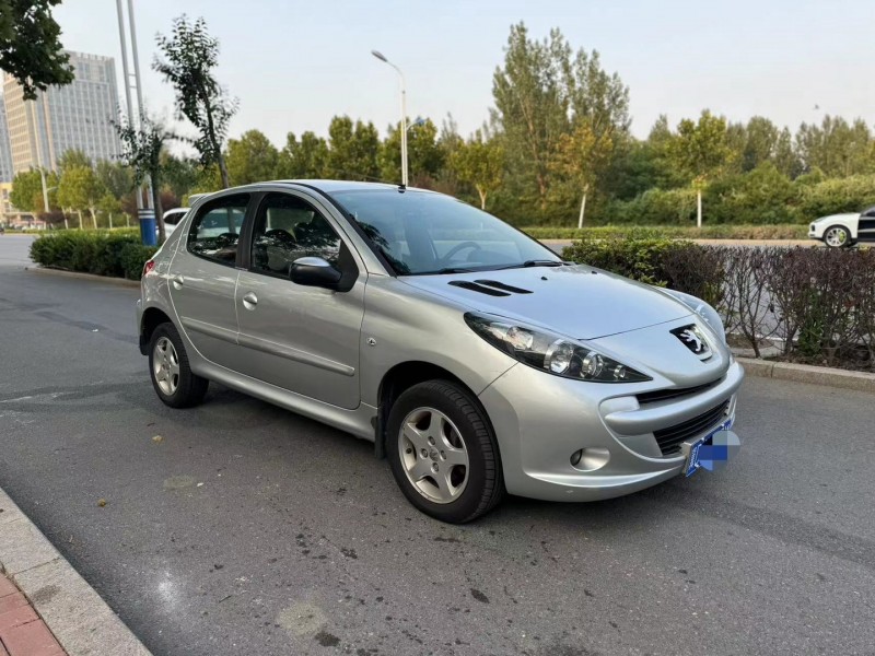 代步小车，12年标志207，全车一块补漆，车况非常好，特别省油特别好开，保险审车（第 3 张）