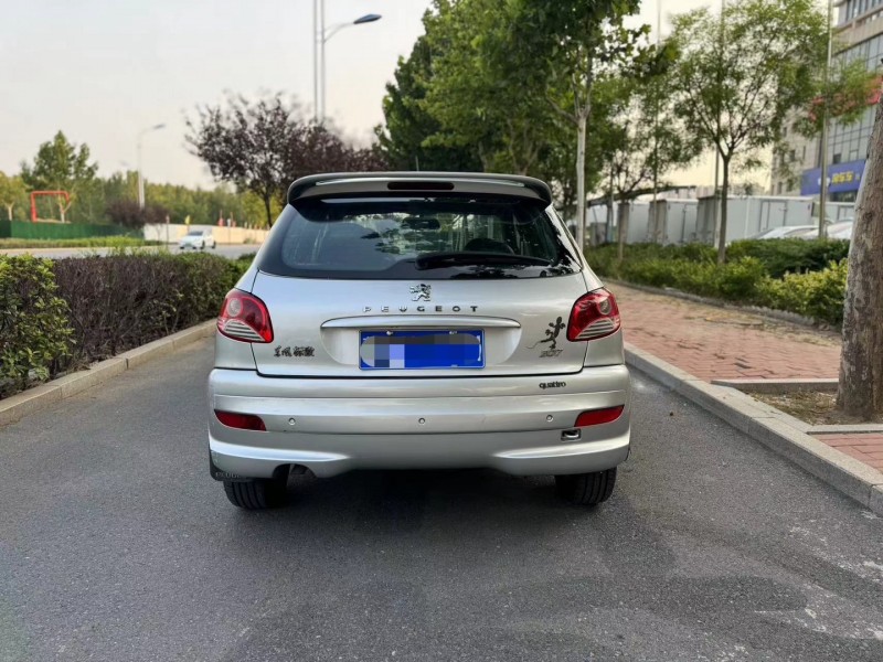 代步小车，12年标志207，全车一块补漆，车况非常好，特别省油特别好开，保险审车（第 5 张）