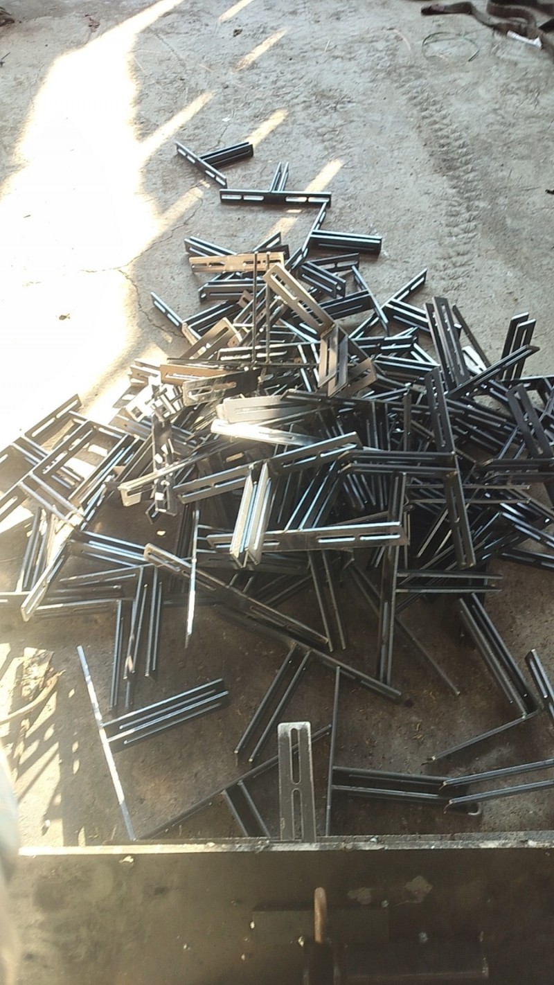 本厂承接各种异型件焊接加工，各种金属制品加工，地脚螺栓预埋板，电力金具，建筑配件（第 7 张）