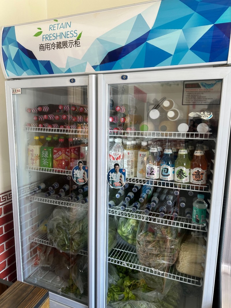 展示柜上冷藏，下冷冻，用了5个月买时2900现在1200.和双开门饮料柜买时12（第 1 张）