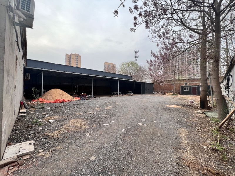 出租：肥乡区长安路东段看守所对面，有占地800多平米（含300多平米开放式仓库）（第 2 张）