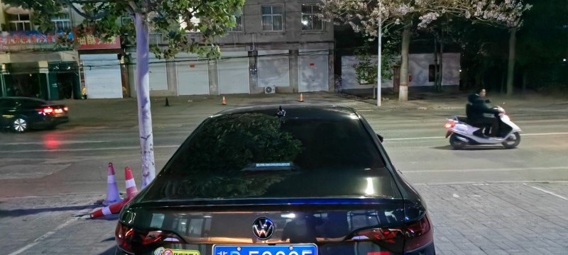 24年速腾，实表1万5，价格面议，有意者电话（第 2 张）