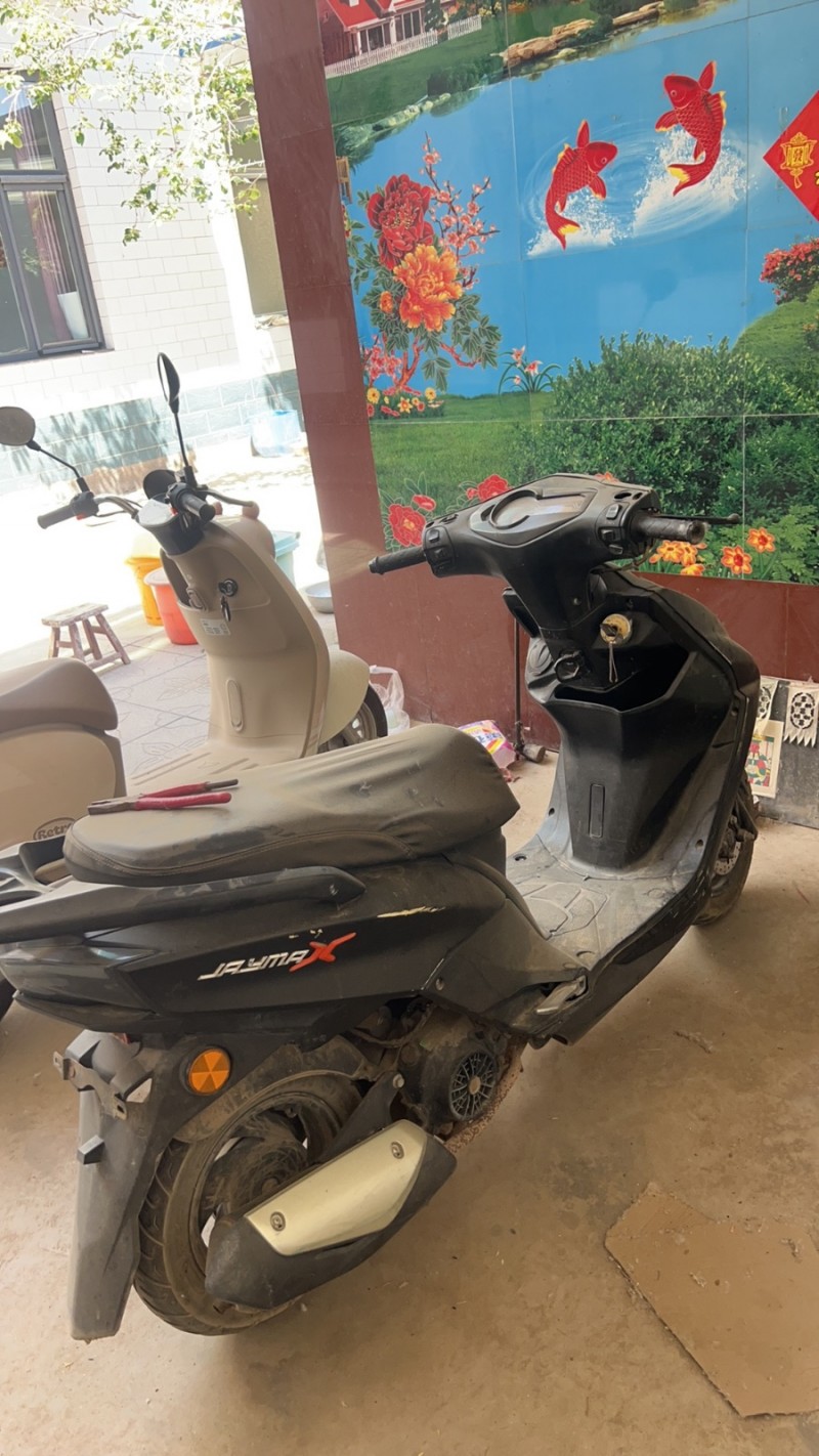 赛阳牌摩托2020年底买的。摩托完好无损有几处划痕邯郸牌有想要的打电话咨询（第 1 张）
