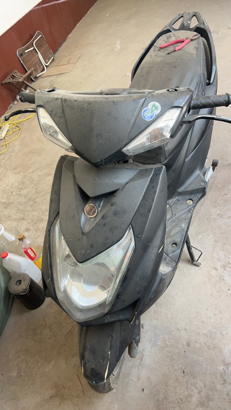 赛阳牌摩托2020年底买的。摩托完好无损有几处划痕邯郸牌有想要的打电话咨询（第 3 张）