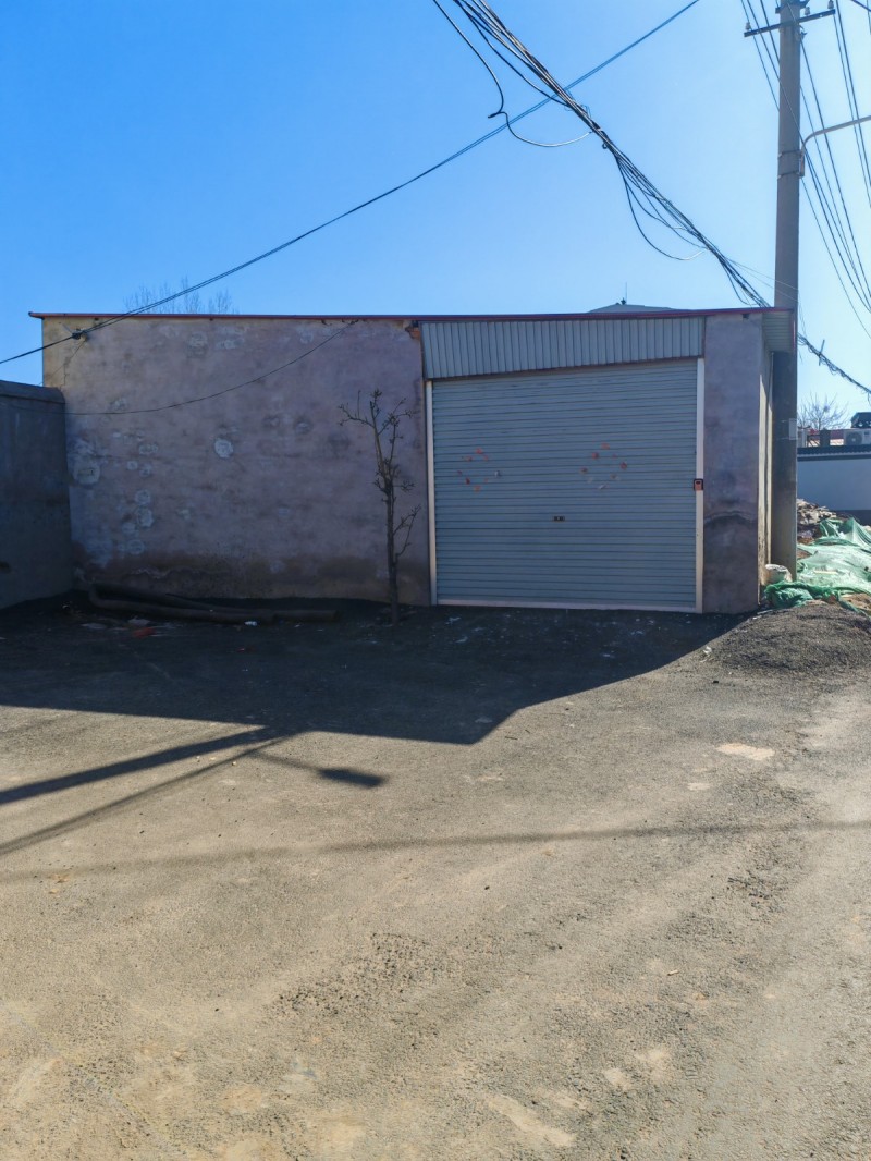出租仓库170平米左右，道路宽敞，停车方便，有意者联系，非诚勿扰，（第 1 张）