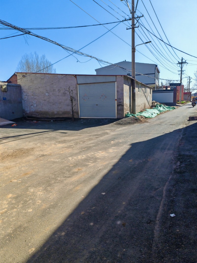 出租仓库170平米左右，道路宽敞，停车方便，有意者联系，非诚勿扰，（第 4 张）
