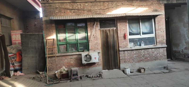 房屋出租：A邱县育新街邮电局北200米有北屋2大间，空调，水电齐全，床，衣柜，橱（第 4 张）