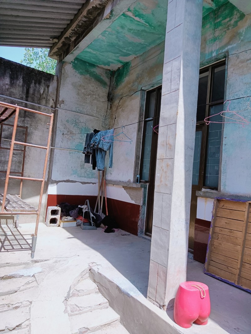 出租住房 
振兴路西段路南小全小院水电齐全（第 2 张）