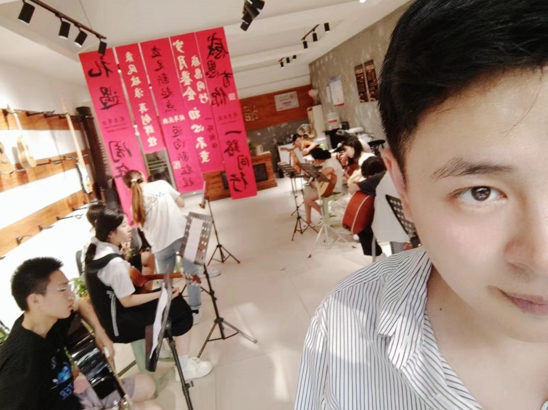谣之音琴行暑假班招生开始啦，开设架子鼓课，电吉他课，木吉他课，招收5周岁以上儿童（第 4 张）