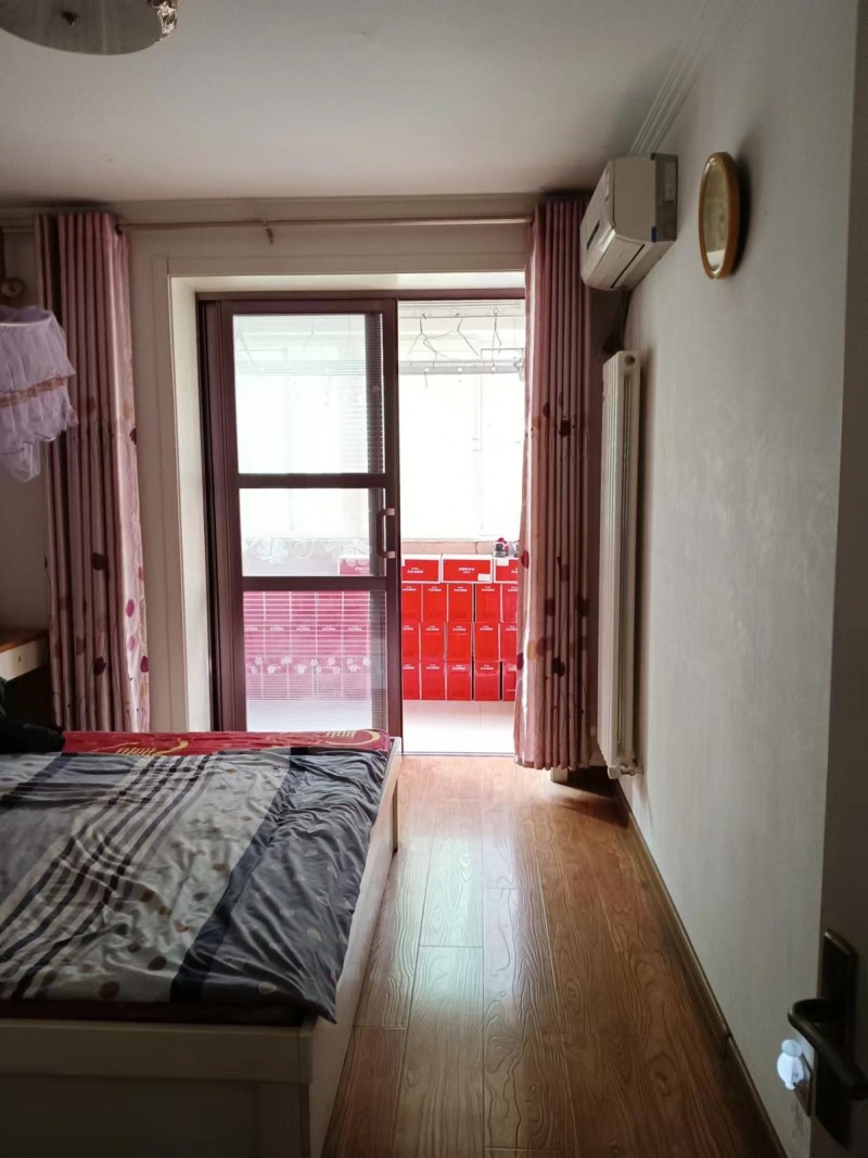 出租百花小区，本小区位于锦玉中学南边，三室两厅一卫，家具家电齐全（第 1 张）