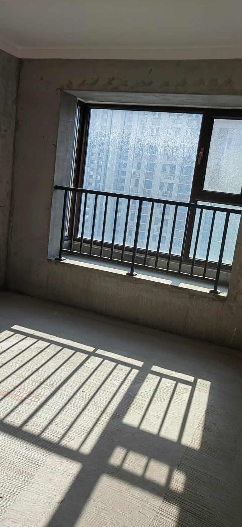 出售：邯郸东区春华秋实竹园，小高层，一梯一户，三室两厅两卫，140平米。学校配套（第 5 张）