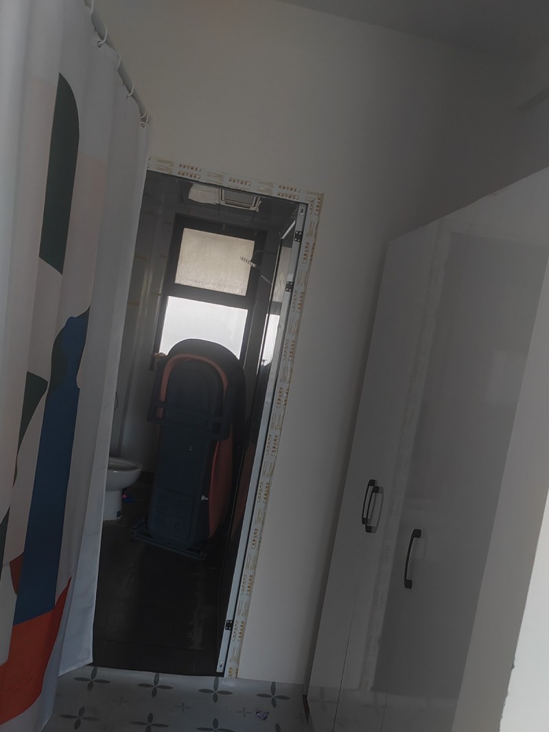 拎包入住，三室两厅两卫，家具家电齐全。紧临第二实验小学，三中，三幼  城市主人（第 2 张）