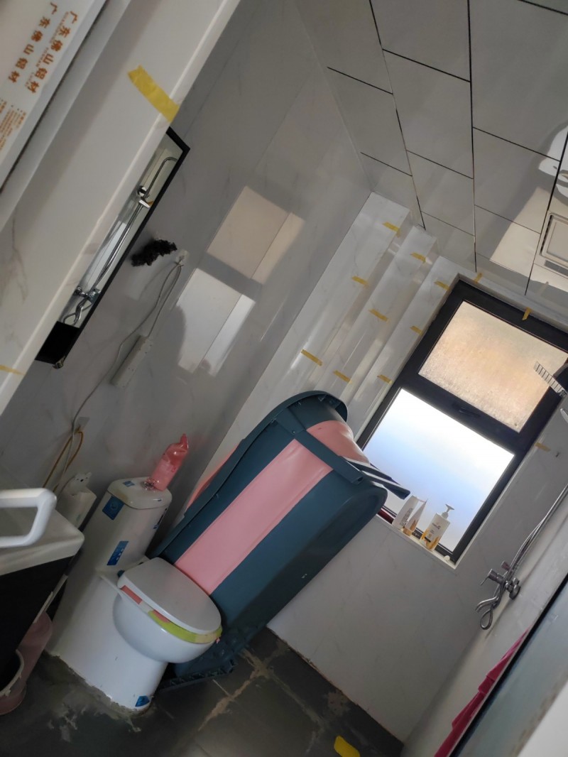 拎包入住，三室两厅两卫，家具家电齐全。紧临第二实验小学，三中，三幼  城市主人（第 5 张）