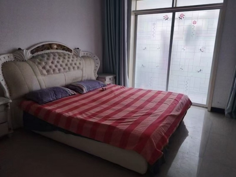 兴盛家园出租房屋紧邻一小附近拎包入住家具家电齐全六楼无电梯非诚勿扰（第 3 张）