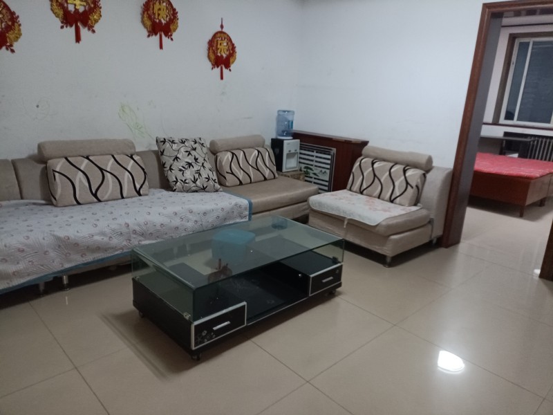 乾城花园家具家电齐全具，有网线，拎包住（第 1 张）