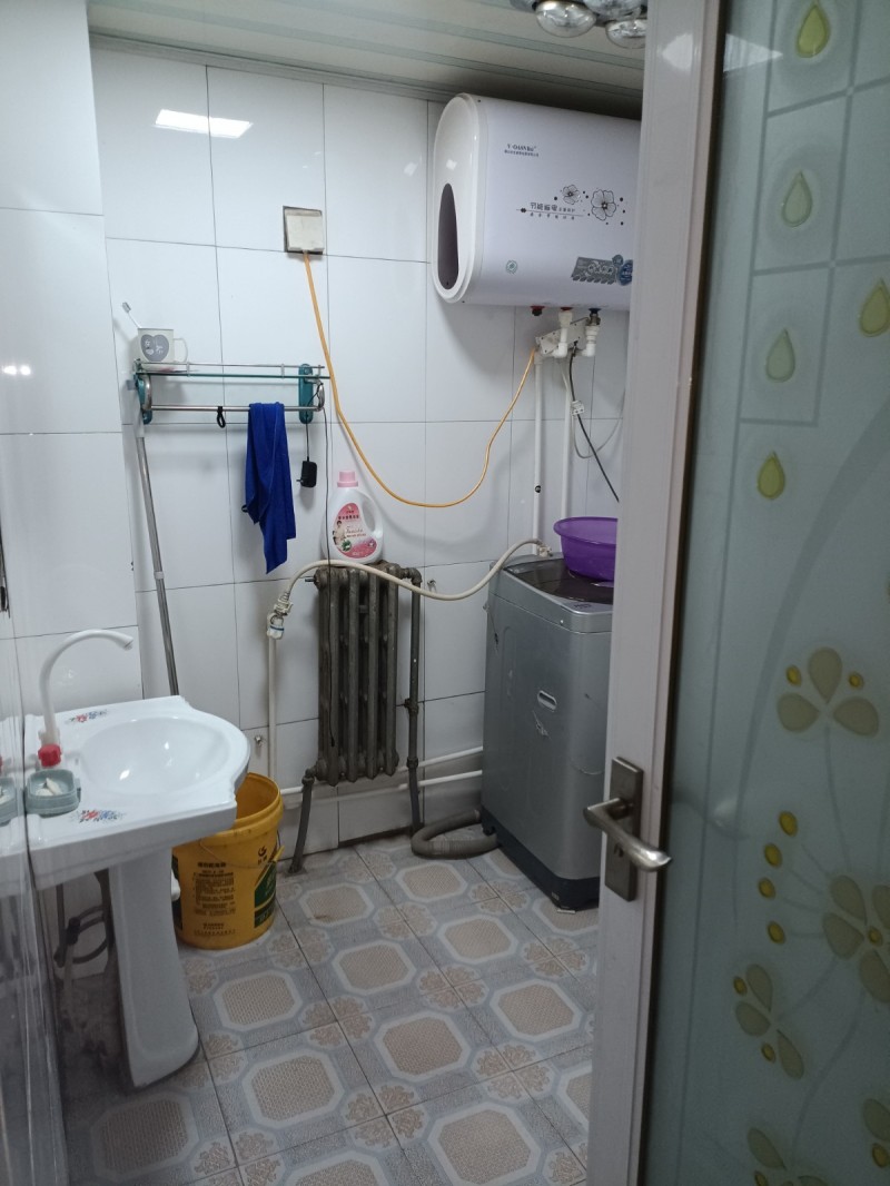 乾城花园家具家电齐全具，有网线，拎包住（第 3 张）